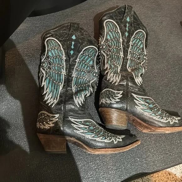 Beautiful corral boots - Picture 2 of 2